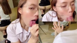 น้องคิมมี่สาวลูกครึ่งขาวหมวยยืนเย็ดกับแฟนหนุ่มหน้ากระจก Onlyfans kkimkkimmy 5